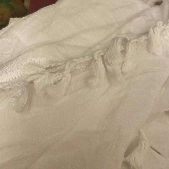 Cupshe Rosemary Tassel Trim Split Kimono Size S - Picture 4 of 4